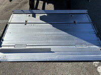 日野プロフィア冷凍車（冷蔵車）大型（10t）[写真09]