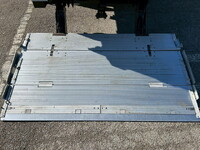 いすゞエルフ冷凍車（冷蔵車）小型（2t・3t）[写真15]