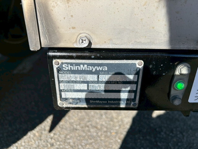 いすゞエルフ冷凍車（冷蔵車）小型（2t・3t）[写真33]