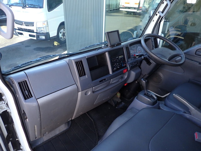 いすゞエルフ平ボディ小型（2t・3t）[写真33]