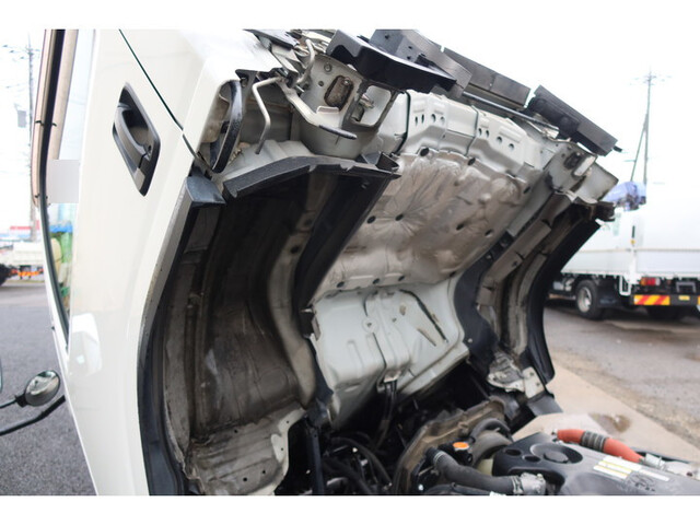 いすゞエルフアルミブロック小型（2t・3t）[写真13]