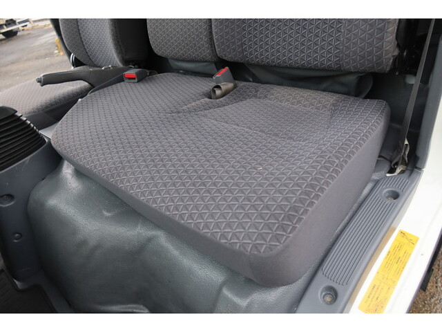 いすゞエルフアルミブロック小型（2t・3t）[写真39]