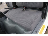 いすゞエルフアルミブロック小型（2t・3t）[写真40]