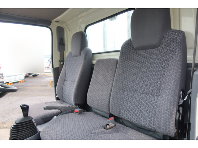 いすゞエルフアルミブロック小型（2t・3t）[写真40]