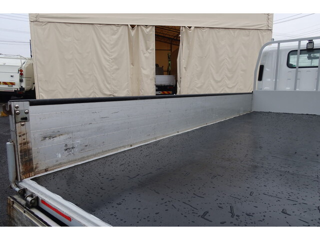 いすゞエルフアルミブロック小型（2t・3t）[写真09]