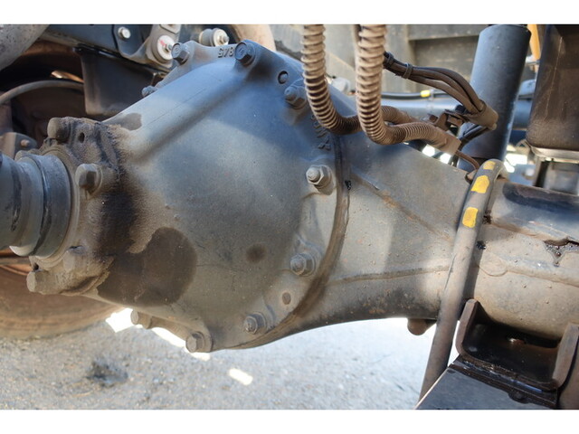 三菱ふそうキャンターダンプ小型（2t・3t）[写真15]