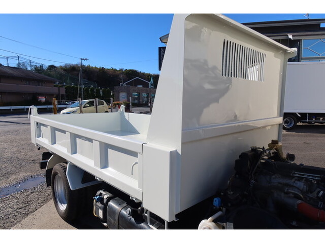 三菱ふそうキャンターダンプ小型（2t・3t）[写真24]