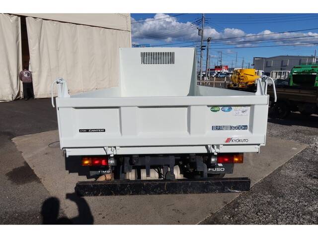 三菱ふそうキャンターダンプ小型（2t・3t）[写真05]