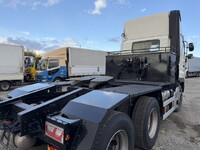 日野プロフィアトレーラーヘッド（トラクターヘッド）大型（10t）[写真16]