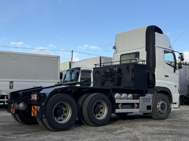 日野プロフィアトレーラーヘッド（トラクターヘッド）大型（10t）[写真04]