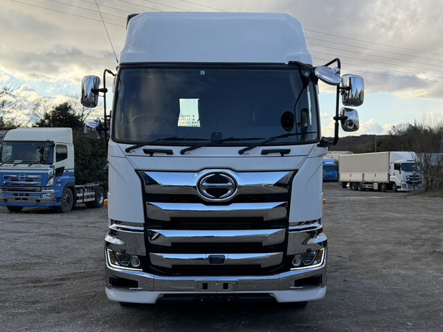 日野プロフィアトレーラーヘッド（トラクターヘッド）大型（10t）[写真05]