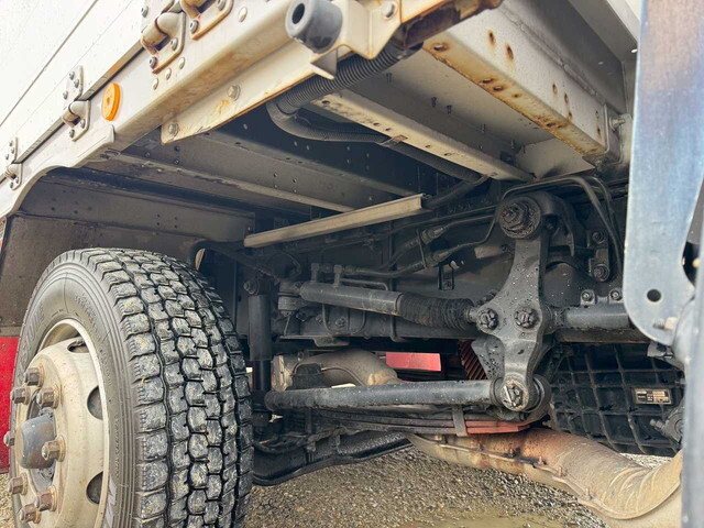 日本フルハーフギガアルミウイング大型（10t）[写真28]