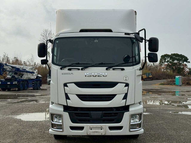 日本フルハーフギガアルミウイング大型（10t）[写真05]