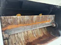 いすゞエルフパッカー車（塵芥車）小型（2t・3t）[写真13]