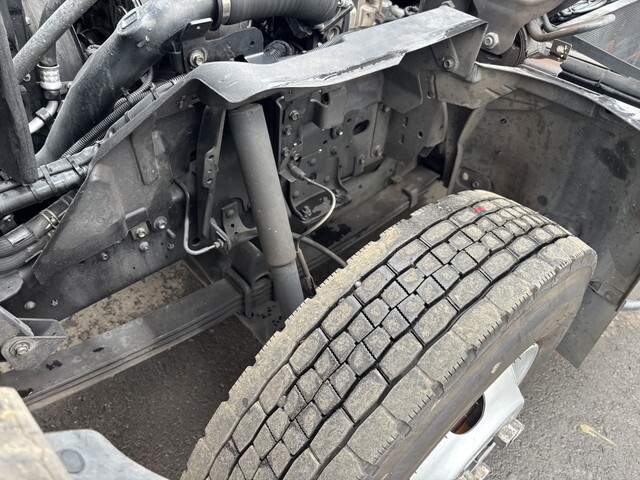 いすゞエルフパッカー車（塵芥車）小型（2t・3t）[写真24]