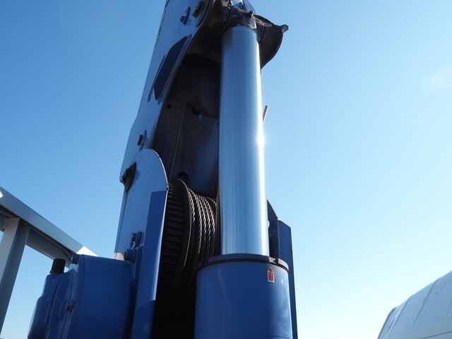 三菱ふそうキャンタークレーン4段小型（2t・3t）[写真10]