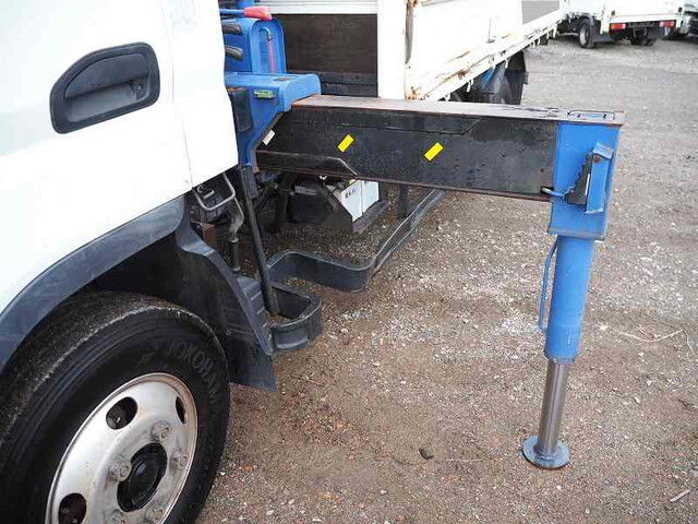 三菱ふそうキャンタークレーン4段小型（2t・3t）[写真12]