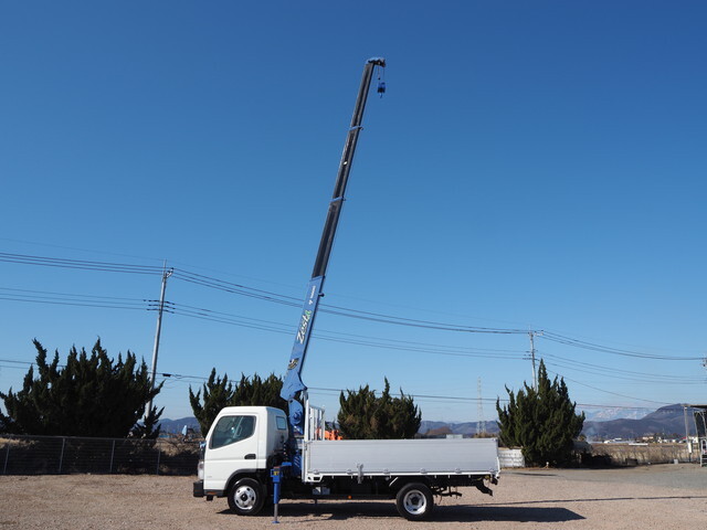 三菱ふそうキャンタークレーン4段小型（2t・3t）[写真12]