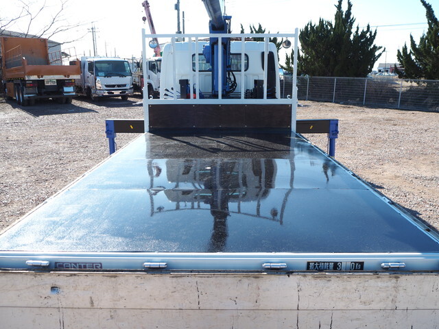 三菱ふそうキャンタークレーン4段小型（2t・3t）[写真15]