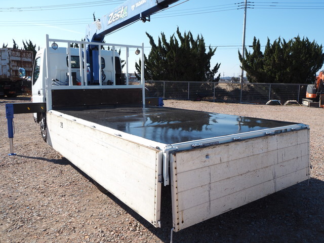 三菱ふそうキャンタークレーン4段小型（2t・3t）[写真16]