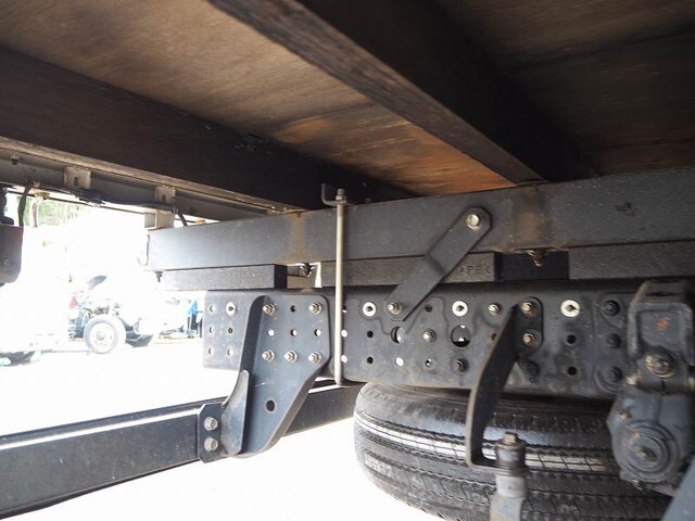 三菱ふそうキャンタークレーン4段小型（2t・3t）[写真26]