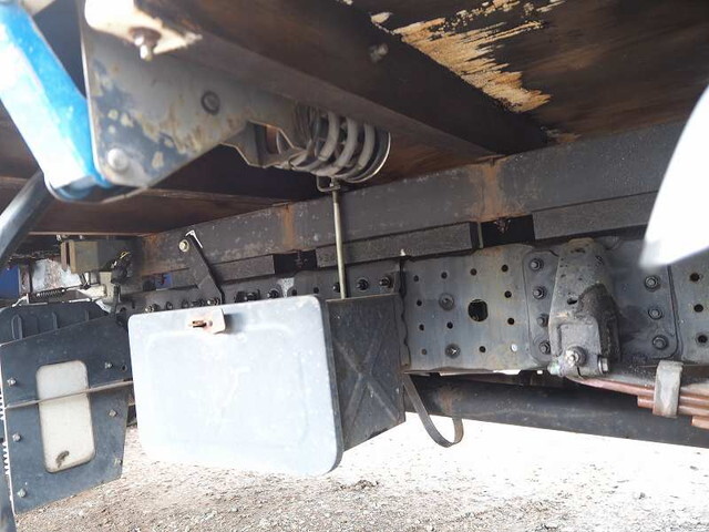 三菱ふそうキャンタークレーン4段小型（2t・3t）[写真30]