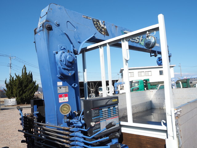 三菱ふそうキャンタークレーン4段小型（2t・3t）[写真32]