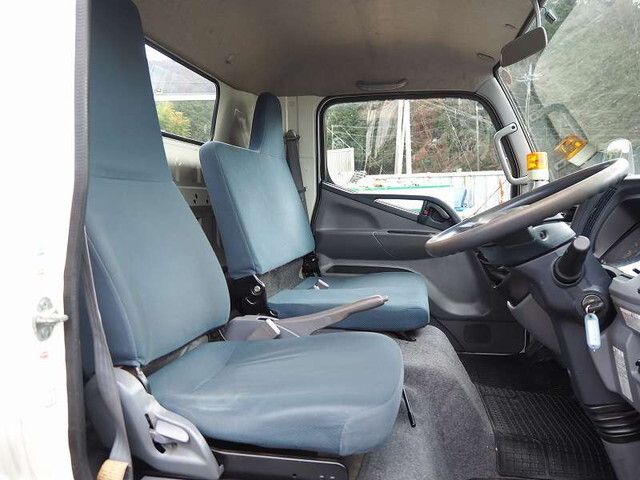 三菱ふそうキャンタークレーン4段小型（2t・3t）[写真36]