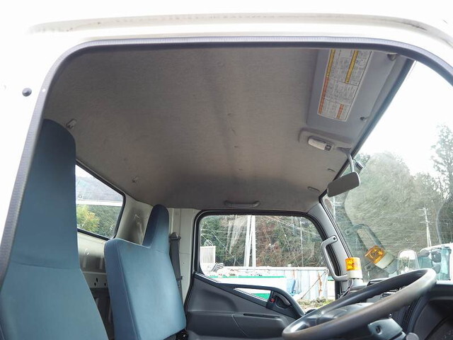 三菱ふそうキャンタークレーン4段小型（2t・3t）[写真37]