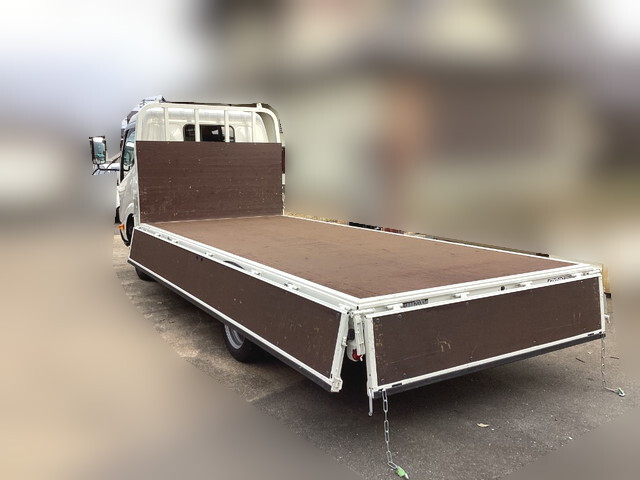 トヨタダイナ平ボディ小型（2t・3t）[写真09]