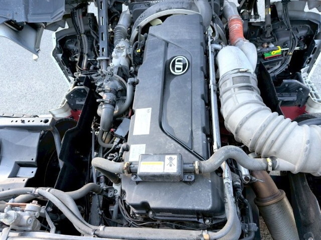 UDトラックスクオン冷凍車（冷蔵車）大型（10t）[写真24]