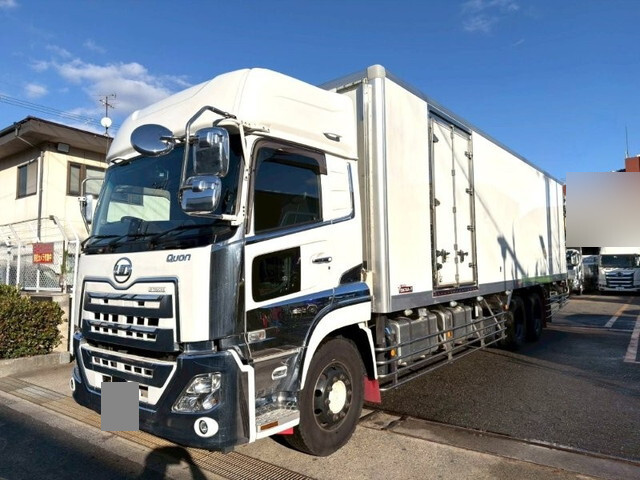 UDトラックスクオン冷凍車（冷蔵車）大型（10t）[写真03]
