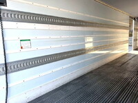 UDトラックスクオン冷凍車（冷蔵車）大型（10t）[写真10]