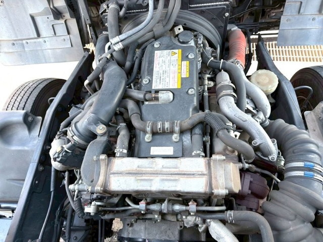 いすゞフォワードアルミブロック増トン（6t・8t）[写真17]