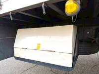 いすゞフォワードアルミブロック増トン（6t・8t）[写真09]