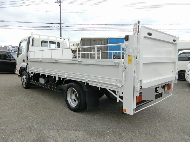 トヨタトヨエース平ボディ小型（2t・3t）[写真02]