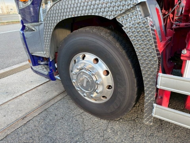 日野プロフィアトレーラーヘッド（トラクターヘッド）大型（10t）[写真12]