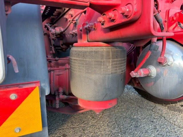 日野プロフィアトレーラーヘッド（トラクターヘッド）大型（10t）[写真06]