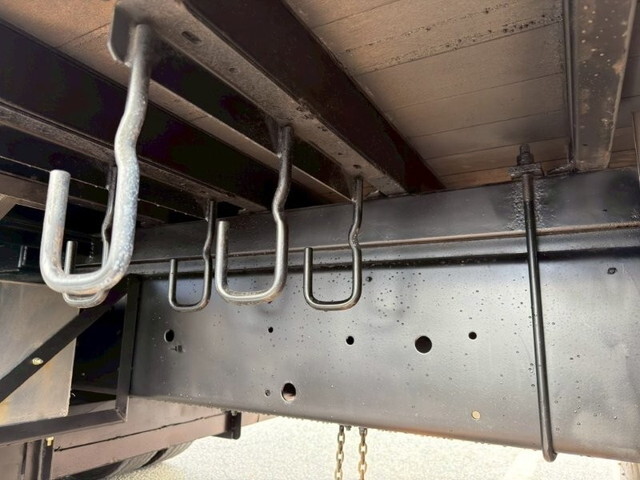 いすゞギガアルミブロック大型（10t）[写真07]