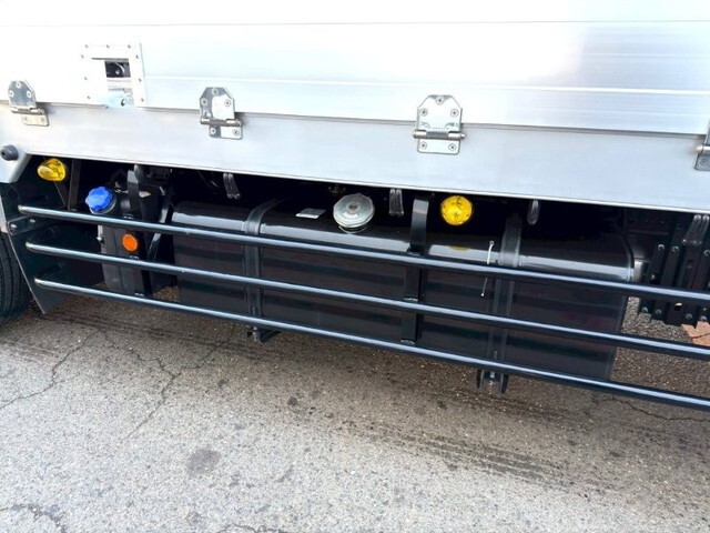 日野プロフィアセルフクレーン4段大型（10t）[写真14]