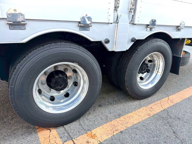 日野プロフィアセルフクレーン4段大型（10t）[写真16]