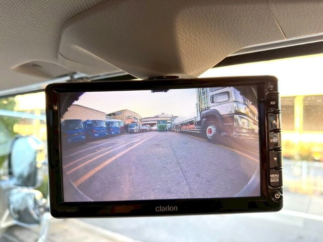 日野プロフィアセルフクレーン4段大型（10t）[写真18]