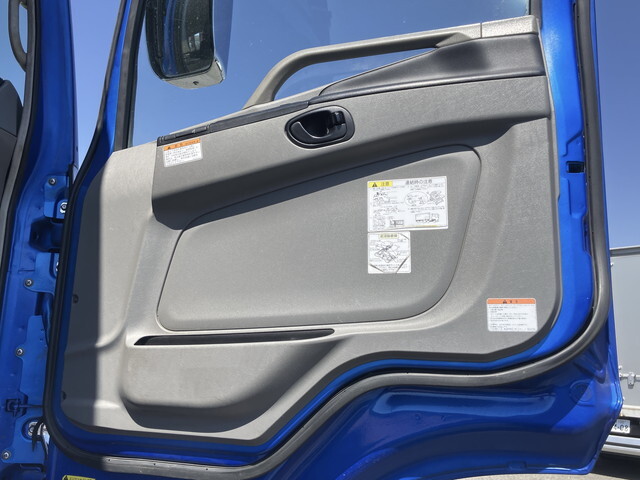 三菱ふそうスーパーグレートトレーラーヘッド（トラクターヘッド）大型（10t）[写真25]