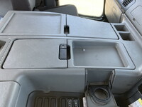 三菱ふそうスーパーグレートトレーラーヘッド（トラクターヘッド）大型（10t）[写真34]