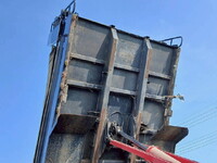 日野プロフィアダンプ大型（10t）[写真17]