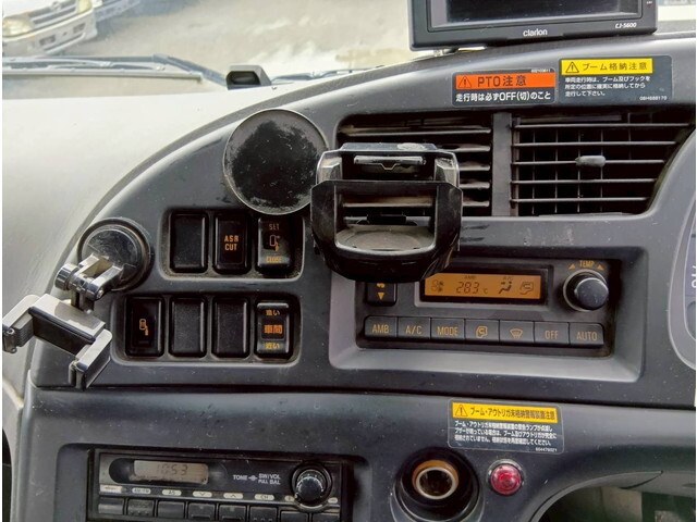 いすゞギガトレーラーヘッド（トラクターヘッド）大型（10t）[写真13]