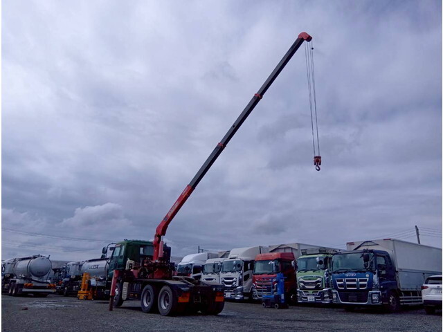 いすゞギガトレーラーヘッド（トラクターヘッド）大型（10t）[写真02]