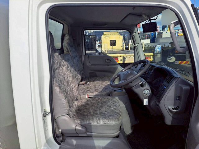 マツダタイタンダッシュアルミバン小型（2t・3t）[写真12]