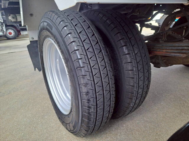 マツダタイタンダッシュアルミバン小型（2t・3t）[写真26]