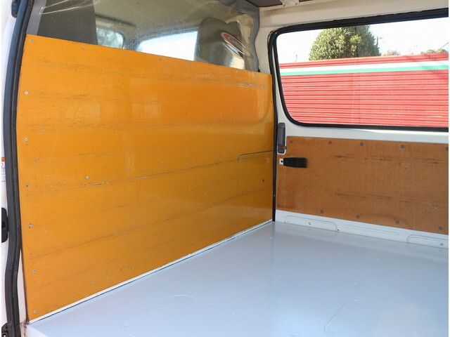 トヨタトヨエース移動販売車小型（2t・3t）[写真12]